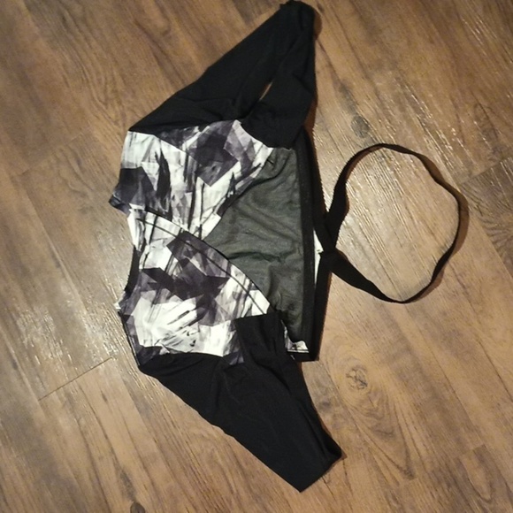 Titika Black White Printed Mesh Cutout Wrap Waist Cropped Long Sleeve Top A43 - Picture 5 of 5